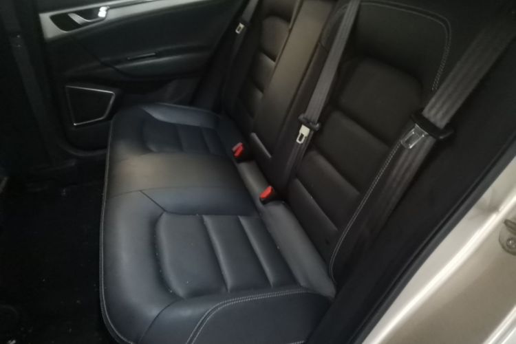 GEELY Emgrand GL 2017 car image #19