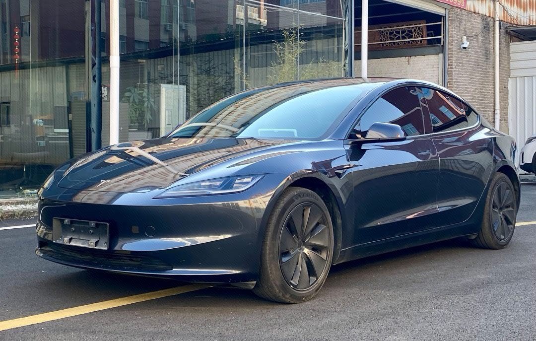 Tesla Model 3 2024 image de voiture 