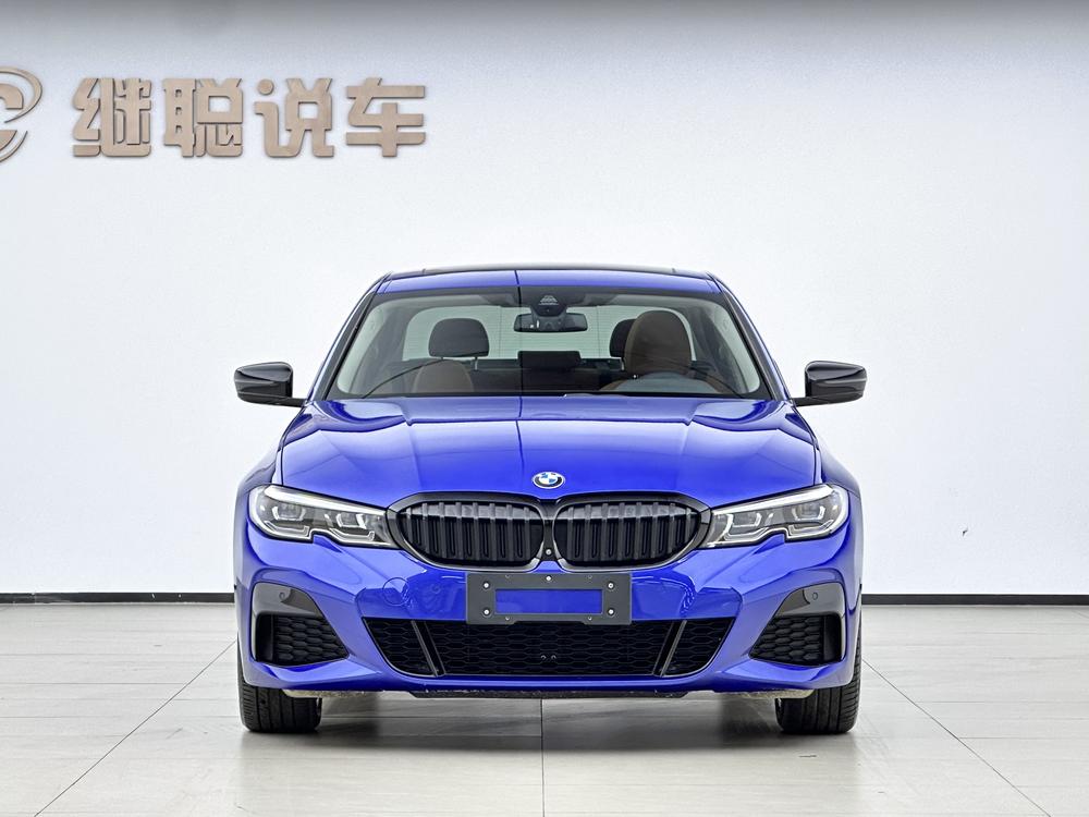 BMW 3 Series 2019 #2 BMW 3 Series 2019 car image #2