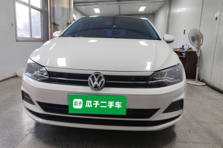 Volkswagen Polo 2020 car image #3