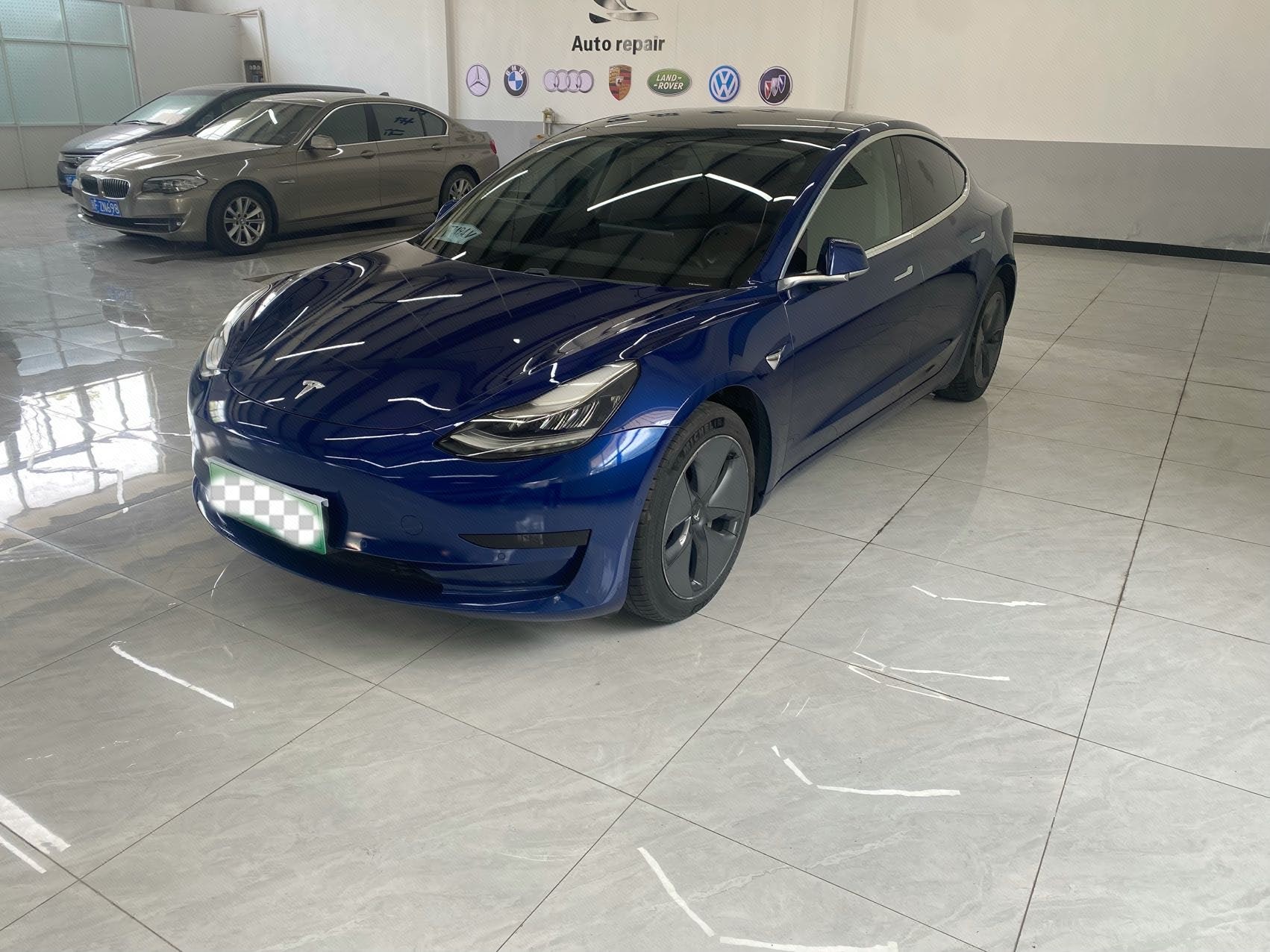 Tesla Model 3 2020 Tesla Model 3 2020 immagine di auto