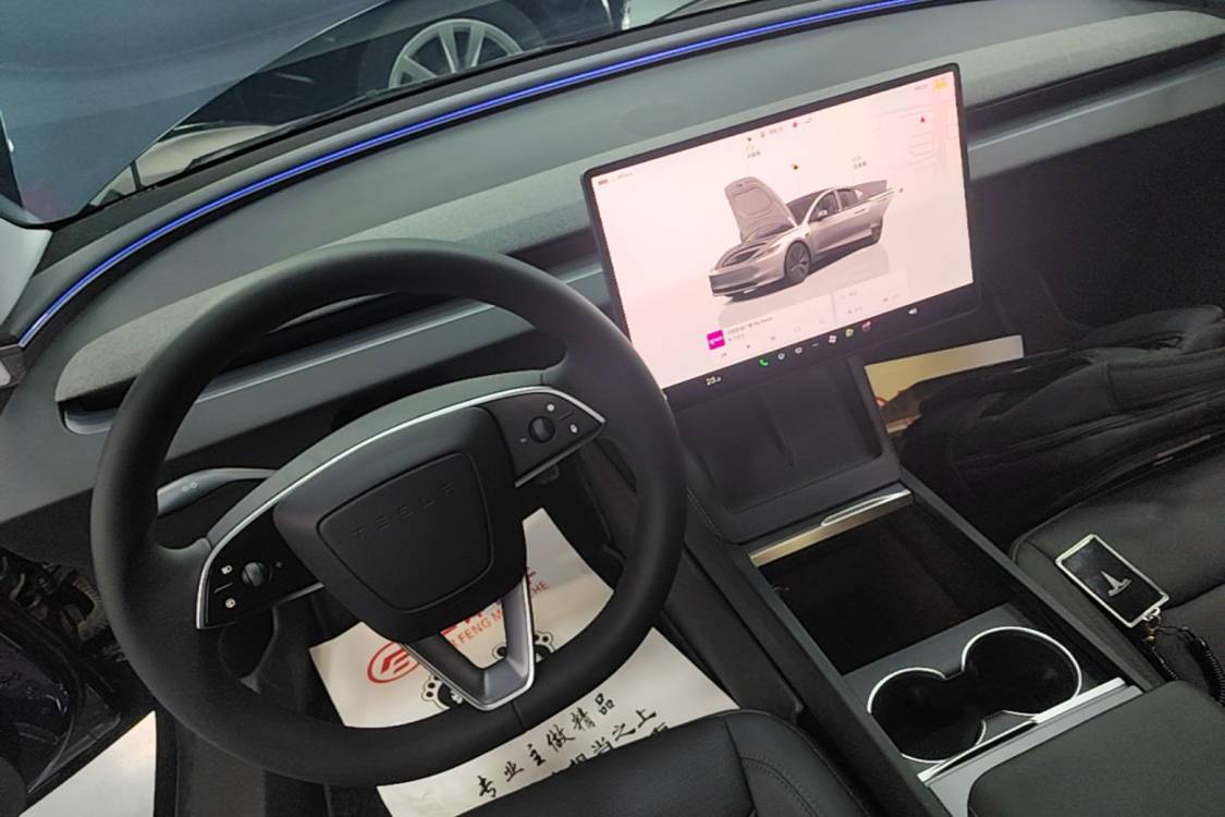 Tesla Model 3 2025 #15 Tesla Model 3 2025 car image #15