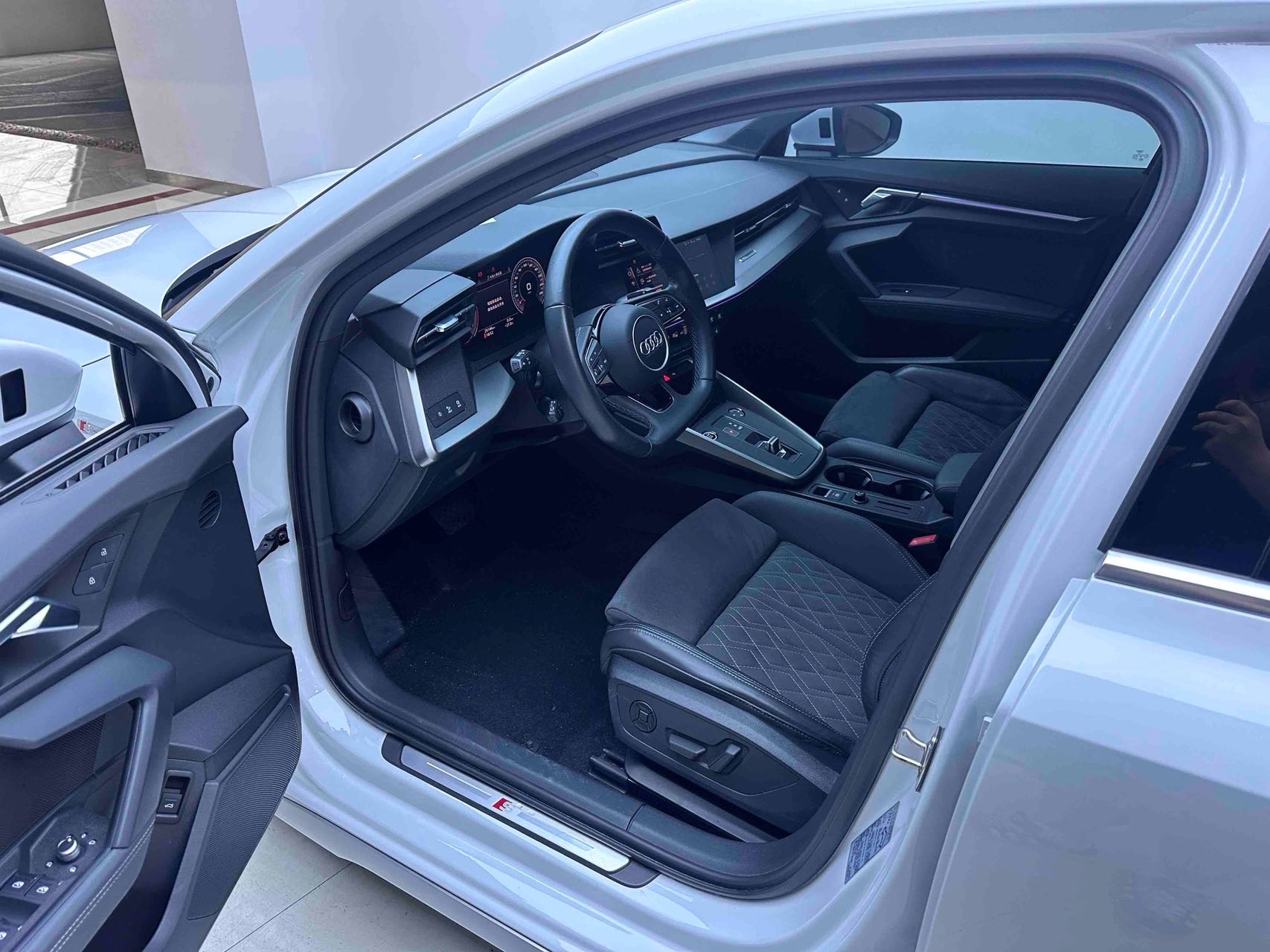 Audi A3 2024 car image #4