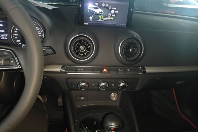 Audi A3 2020 car image #13