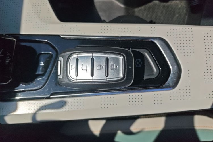 GEELY Emgrand L HiP 2022 immagine di auto #9