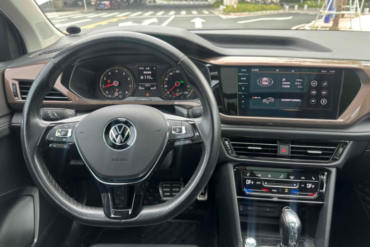 Volkswagen Tharu 2021 immagine di auto #17