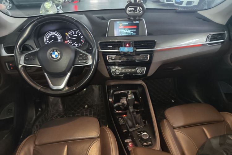 BMW X1 2018 #10 BMW X1 2018 immagine di auto #10
