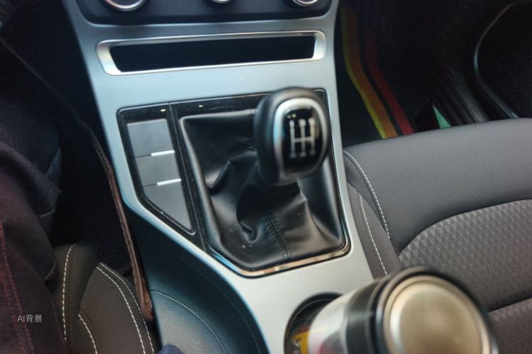 GEELY Emgrand 2020 immagine di auto #16