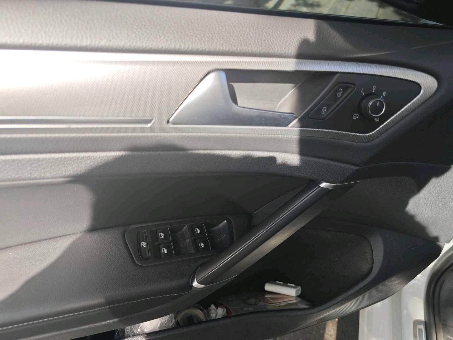 Volkswagen Golf 2020 car image #13