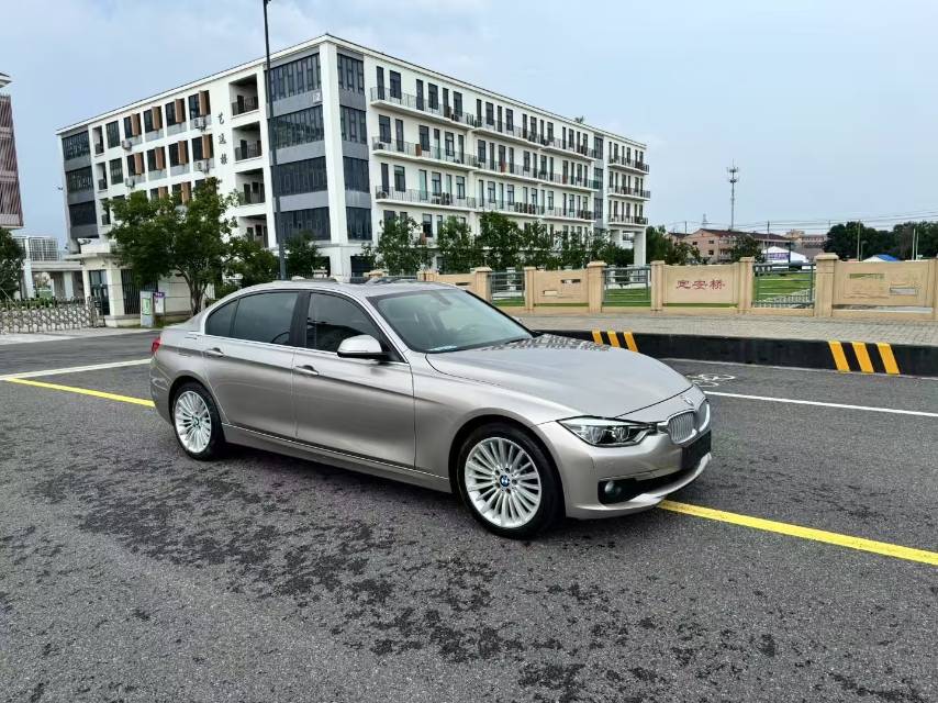 BMW 3 Series 2018 #3 BMW 3 Series 2018 car image #3