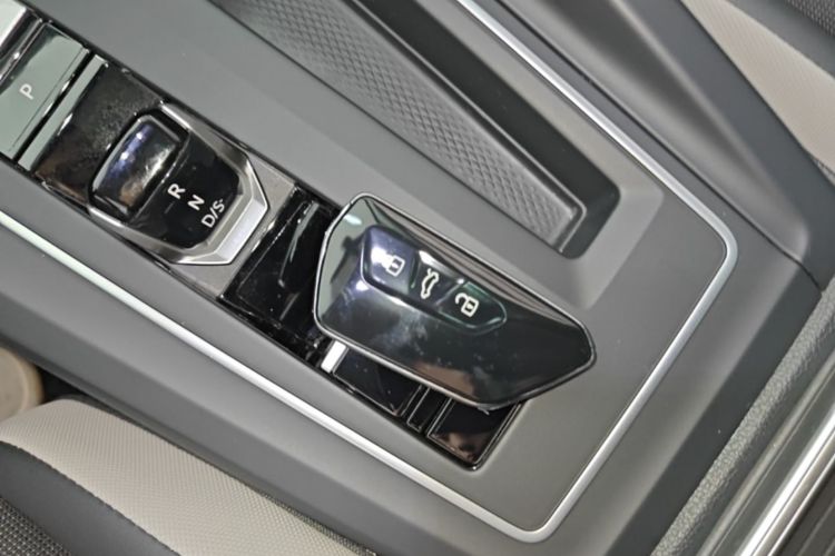 Volkswagen Golf 2022 #9 Volkswagen Golf 2022 car image #9