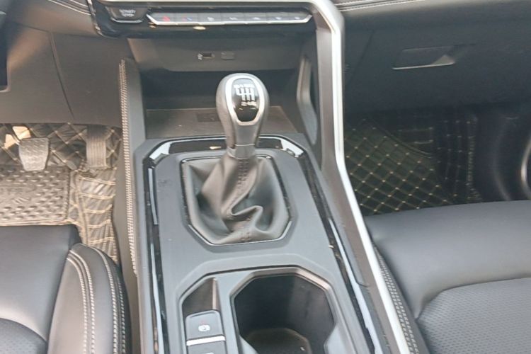 GEELY Vision X6 2023 #14 GEELY Vision X6 2023 car image #14