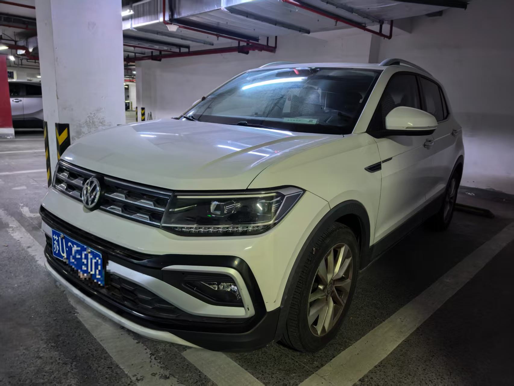 Volkswagen T-Cross 2020 Volkswagen T-Cross 2020 car image