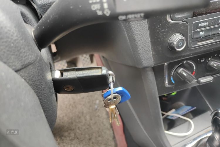 Volkswagen Santana 2015 car image #10