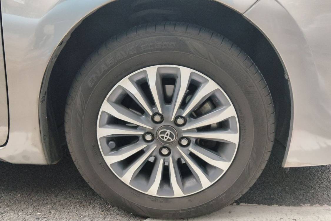 Toyota Corolla 2017 car image #9