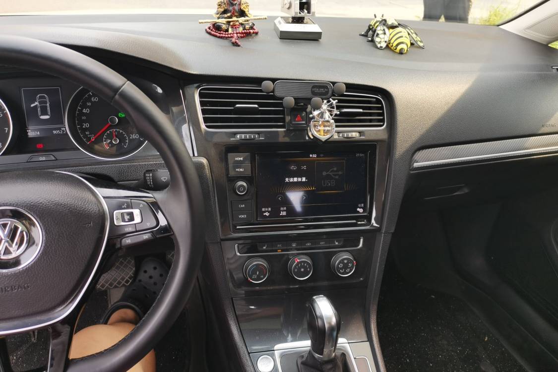 Volkswagen Golf 2019 #26 Volkswagen Golf 2019 car image #26