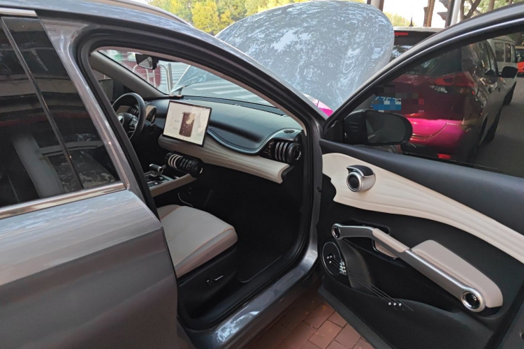 BYD Yuan Plus 2023 #21 BYD Yuan Plus 2023 car image #21