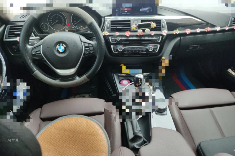 BMW 3 Series 2019 car image #11