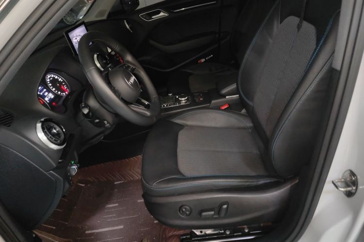 Audi A3 2020 صورة سيارة #19