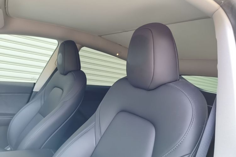 Tesla Model Y 2024 #18 Tesla Model Y 2024 صورة سيارة #18