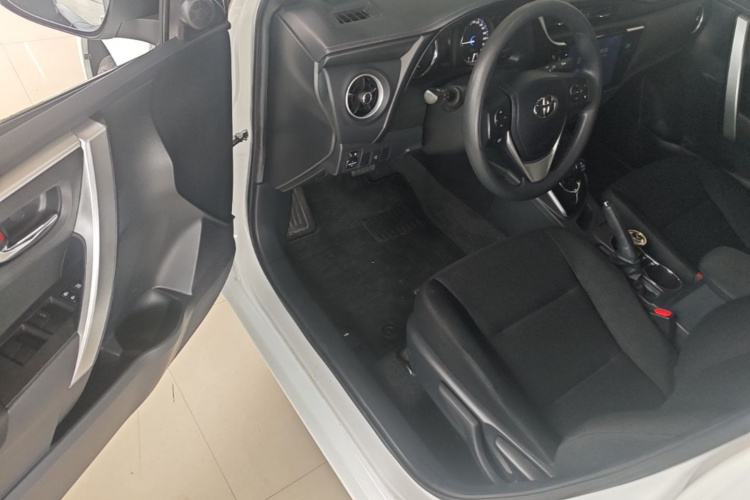 Toyota Corolla Hybird E+ 2019 #16 Toyota Corolla Hybird E+ 2019 car image #16