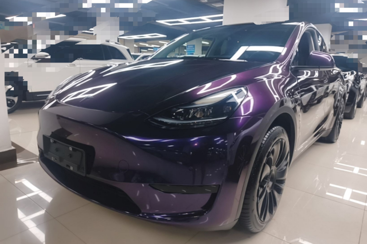 Tesla Model Y 2023 #2 Tesla Model Y 2023 car image #2