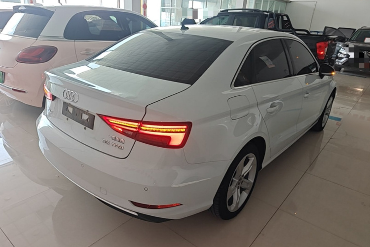 Audi A3 2020 immagine di auto #7