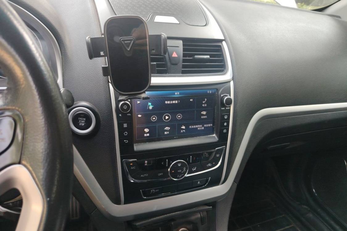 GEELY Emgrand 2016 #26 GEELY Emgrand 2016 car image #26