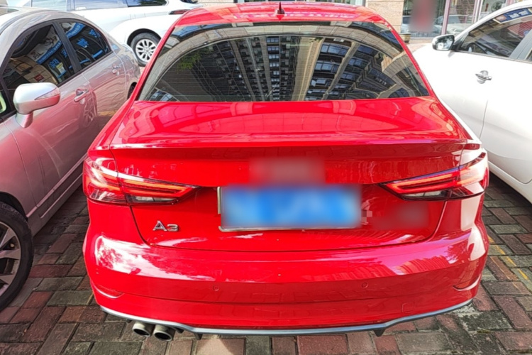 Audi A3 2018 car image #6
