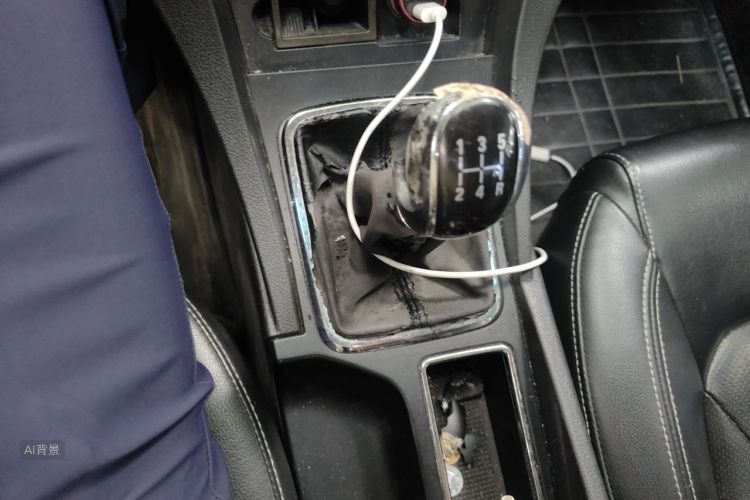 GEELY Emgrand 2015 #16 GEELY Emgrand 2015 car image #16