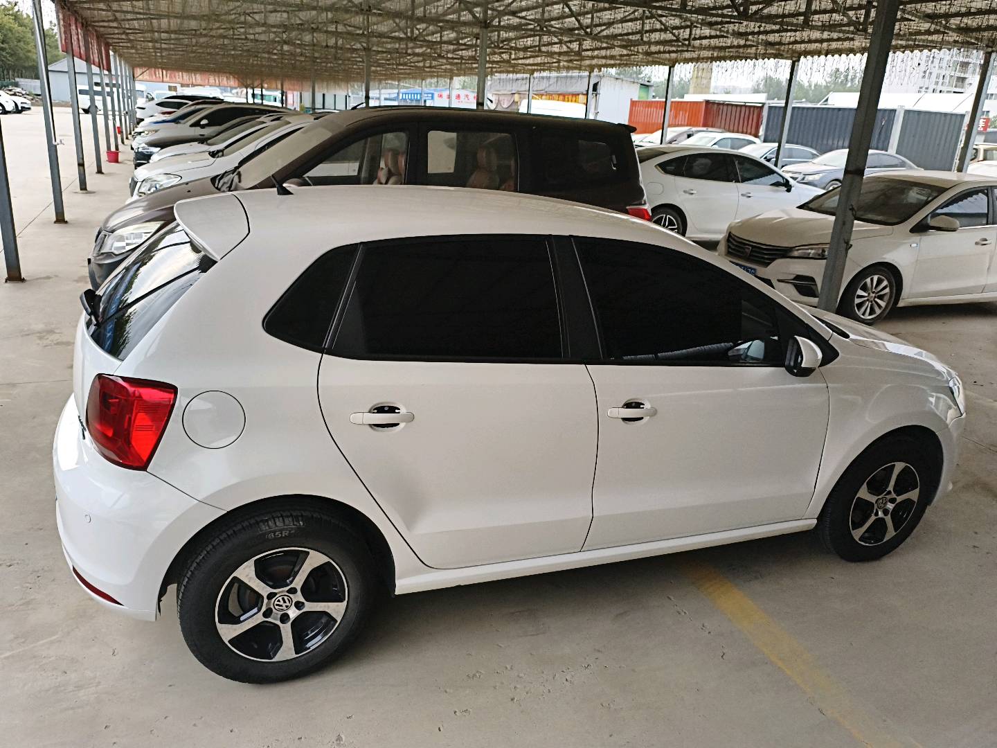 Volkswagen Polo 2015 #12 Volkswagen Polo 2015 car image #12