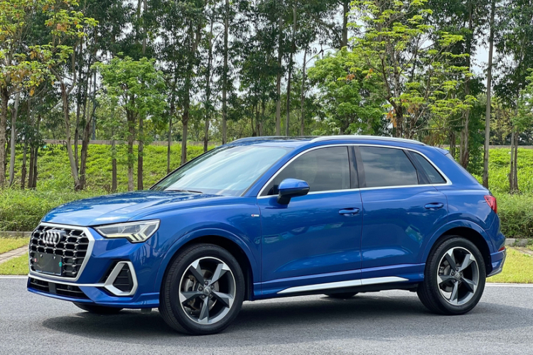 Audi Q3 2019 #4 Audi Q3 2019 car image #4