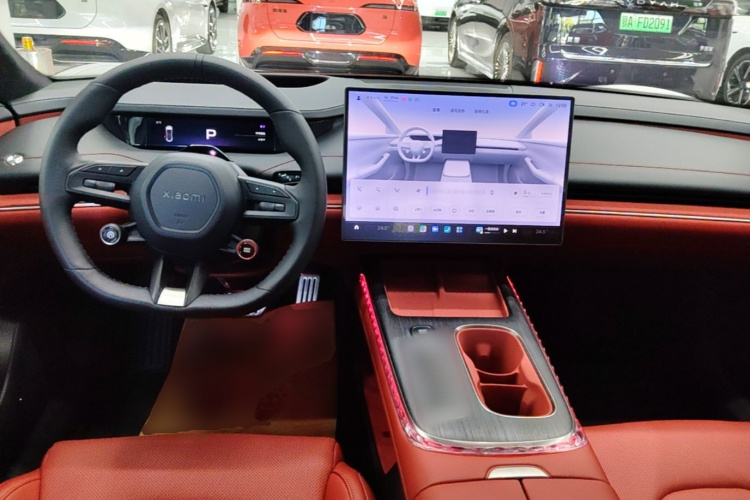 MI SU7 2025 immagine di auto #11
