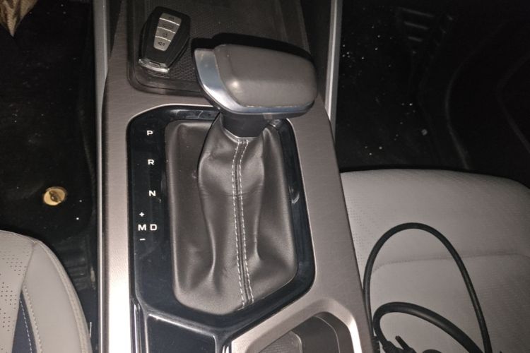 GEELY Emgrand 2021 #14 GEELY Emgrand 2021 car image #14