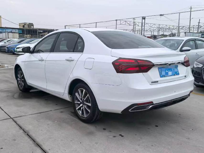 GEELY Emgrand 2020 #9 GEELY Emgrand 2020 car image #9