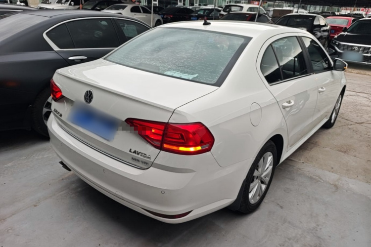 Volkswagen Lavida 2017 car image #5