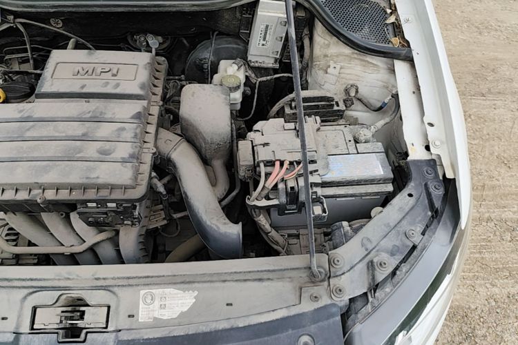 Volkswagen Polo 2016 car image #24