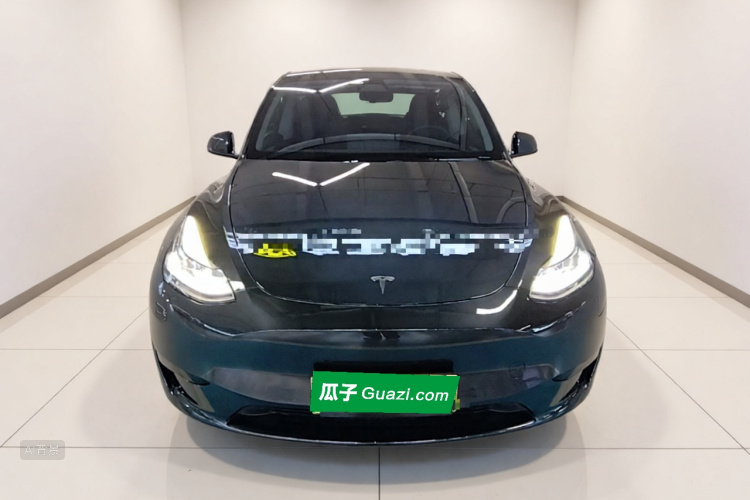 Tesla Model Y 2024 #3 Tesla Model Y 2024 immagine di auto #3