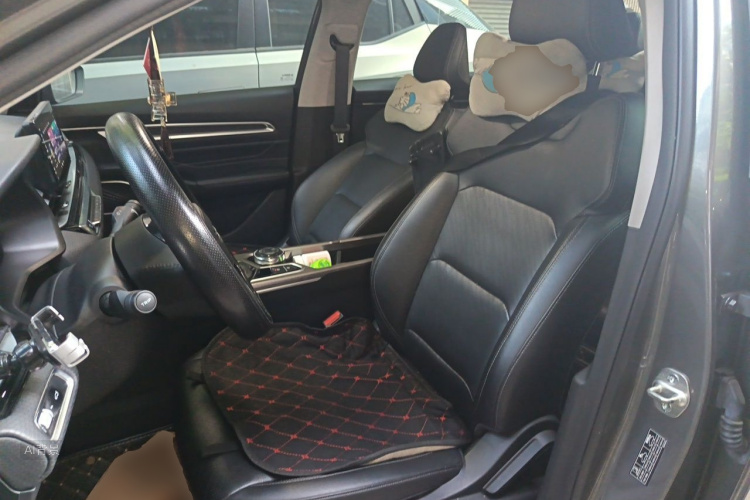 GEELY Emgrand 2023 car image #17