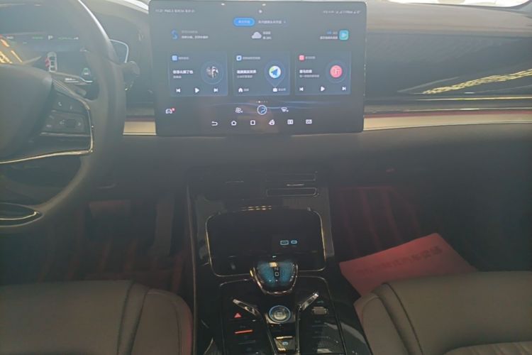BYD Han 2023 car image #13