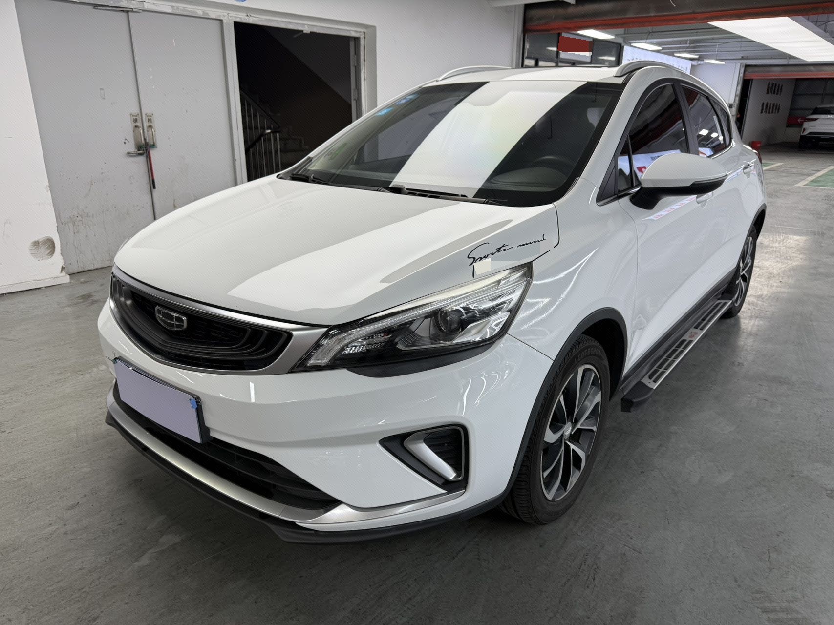 GEELY Emgrand GS 2019 صورة سيارة 