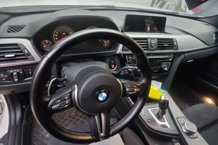BMW 3 Series 2017 #10 BMW 3 Series 2017 car image #10