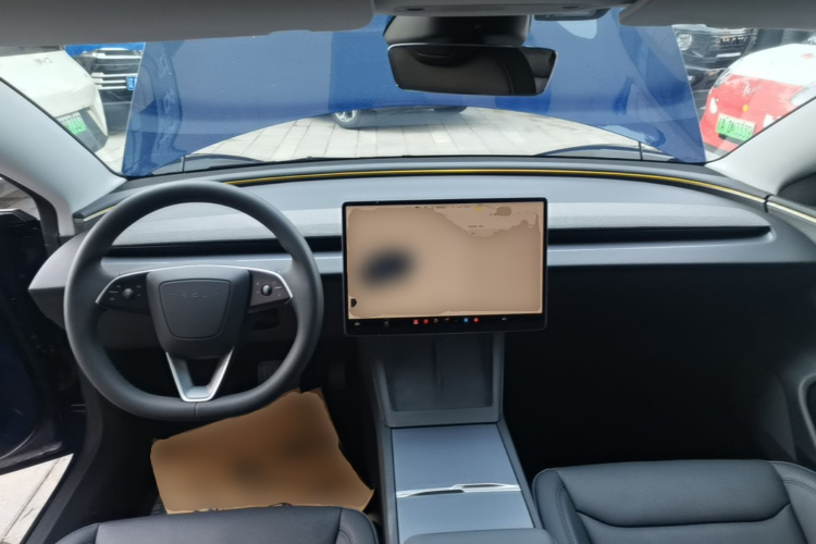 Tesla Model 3 2025 #10 Tesla Model 3 2025 car image #10