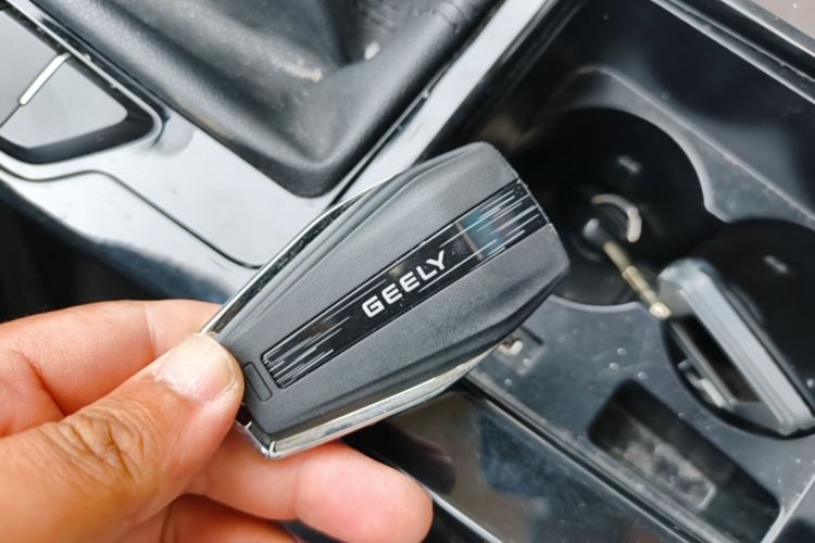 GEELY Emgrand GS 2020 #9 GEELY Emgrand GS 2020 car image #9