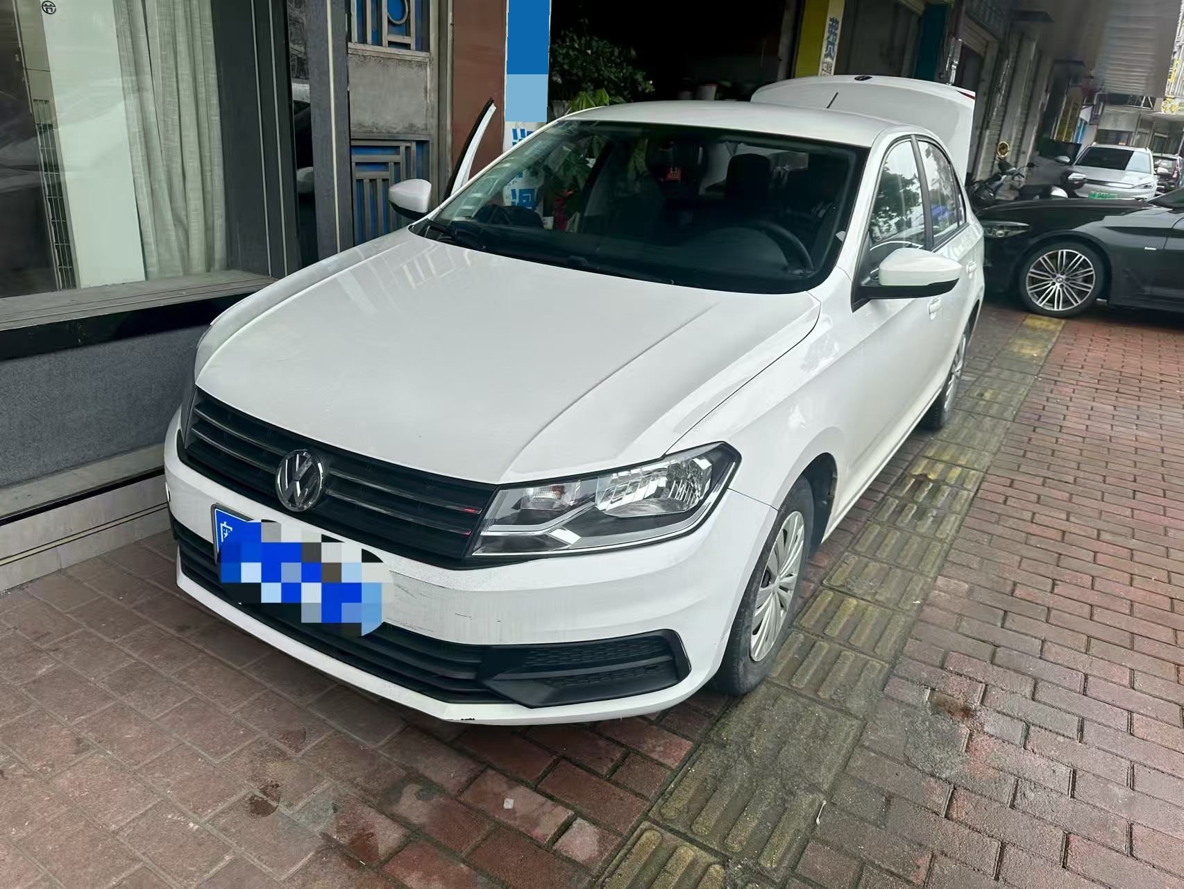 Volkswagen Santana 2020 car image 