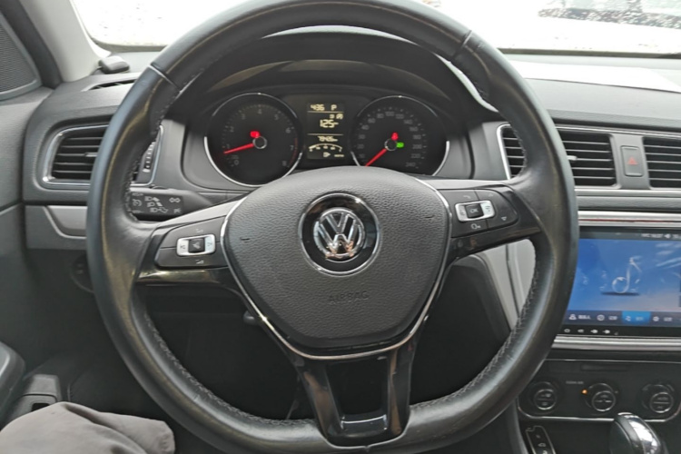 Volkswagen Lavida 2017 #11 Volkswagen Lavida 2017 car image #11
