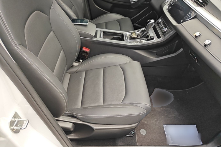 GEELY Emgrand 2021 #24 GEELY Emgrand 2021 car image #24