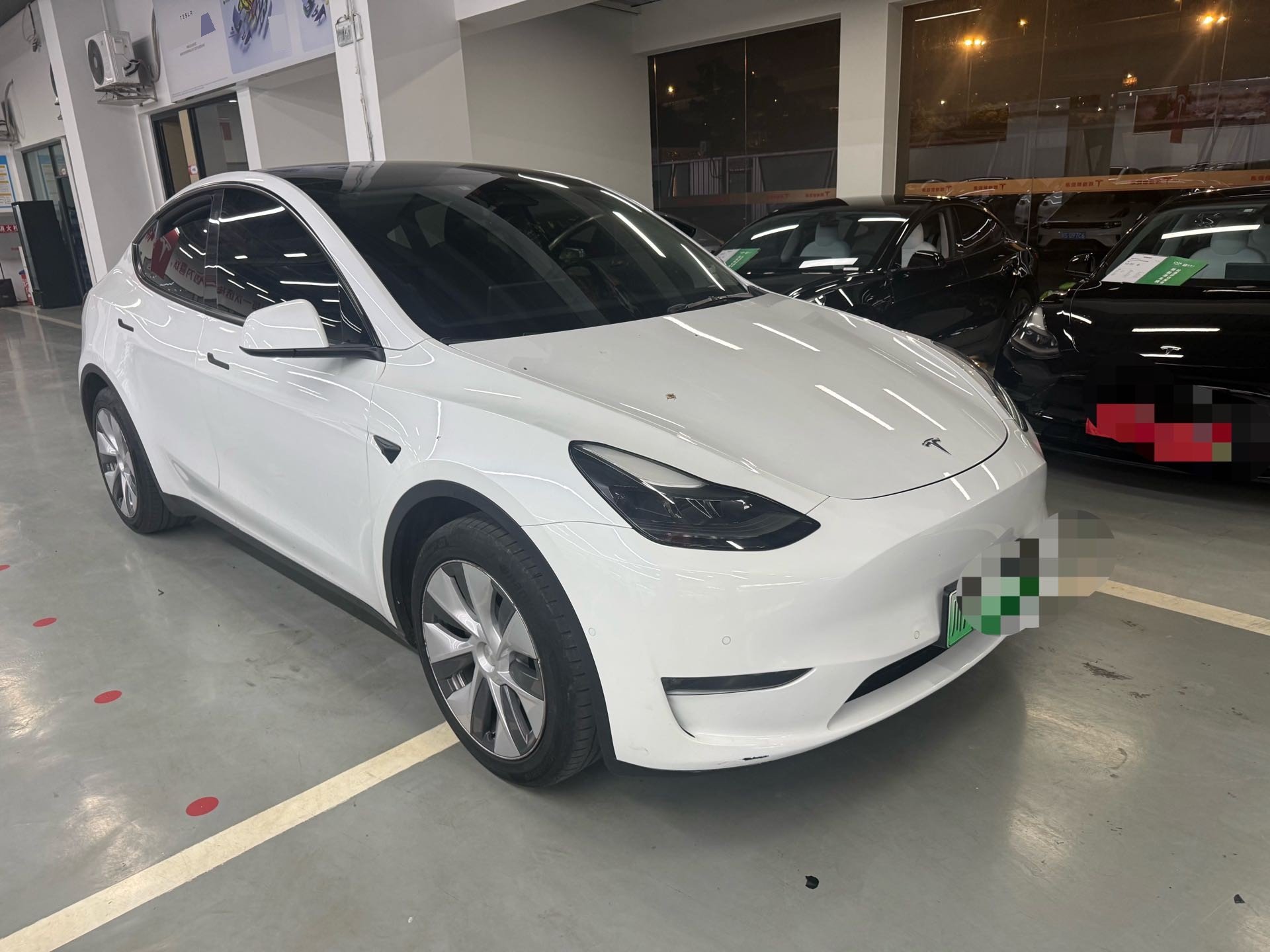 Tesla Model Y 2021 #3 Tesla Model Y 2021 immagine di auto #3