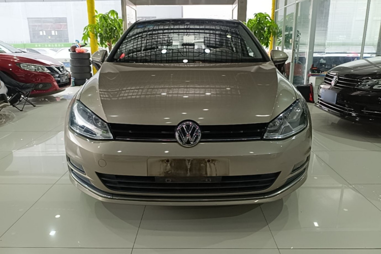 Volkswagen Golf 2016 car image #3