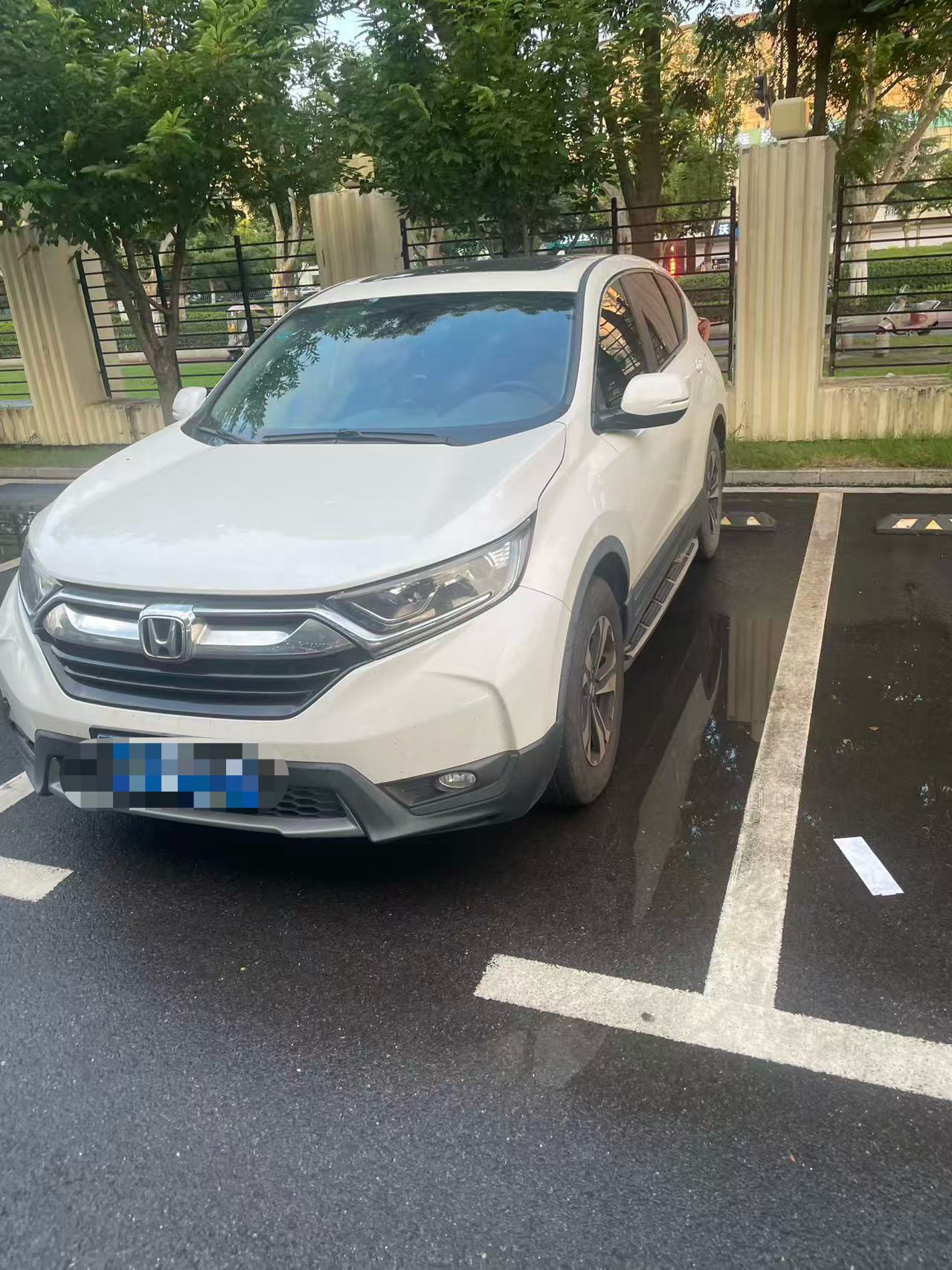 2018 2018 car image